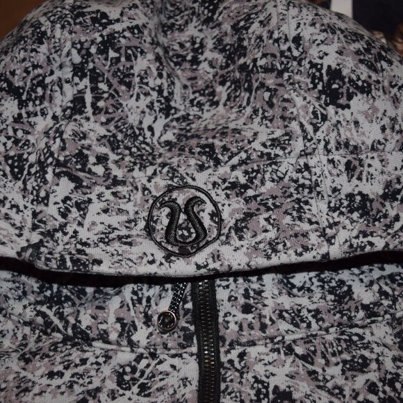 Lululemon scuba hoodie - Picture 3 of 6